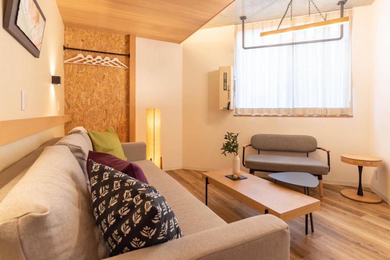 Alla Scuderia Bijou Suites Осака Екстериор снимка