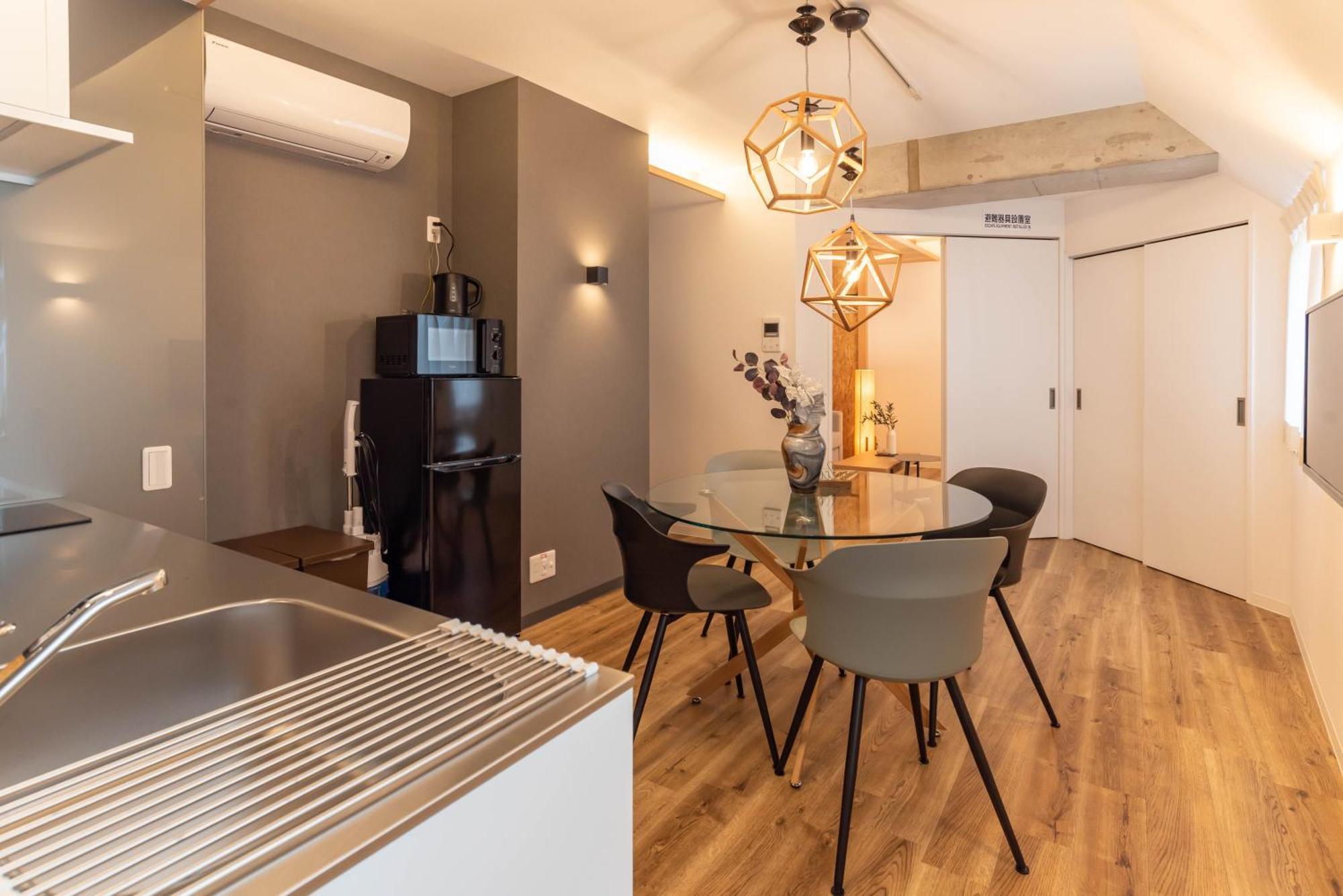 Alla Scuderia Bijou Suites Осака Стая снимка